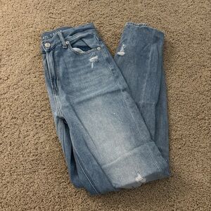 American Eagle Outfitters High Rise Blue Jeans with Distressed Details